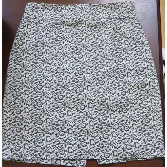 J. Crew Career Pencil Skirt Size 0 - Picture 2 of 6